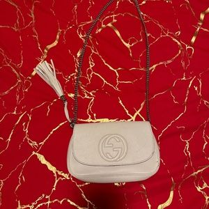 Authentic GUCCI SOHO Leather Chain Shoulder Bag Purse white
